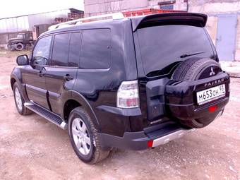 2008 Mitsubishi Pajero Photos