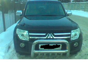 2008 Mitsubishi Pajero Pictures