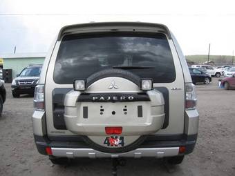 2008 Mitsubishi Pajero Pics