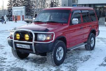 2009 Mitsubishi Pajero Images