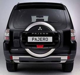 2009 Mitsubishi Pajero Pictures