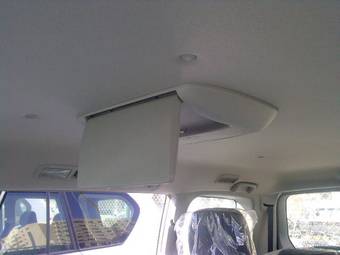 2009 Mitsubishi Pajero Images