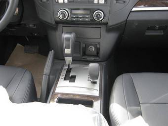 2009 Mitsubishi Pajero Pictures