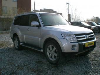 2009 Mitsubishi Pajero