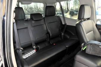 2010 Mitsubishi Pajero Pictures