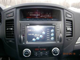 2011 Mitsubishi Pajero Pics