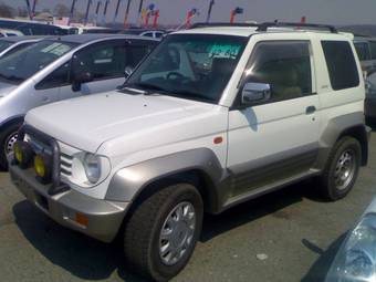 1997 Mitsubishi Pajero iO Photos