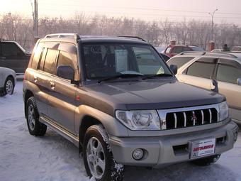 1998 Mitsubishi Pajero iO