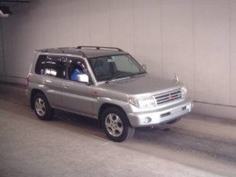 1998 Mitsubishi Pajero iO