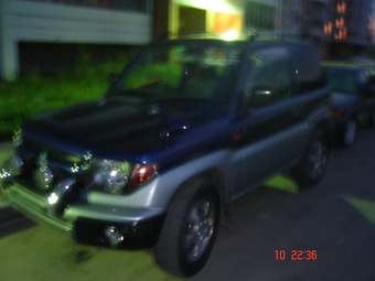 1998 Mitsubishi Pajero iO