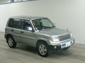 1998 Mitsubishi Pajero iO