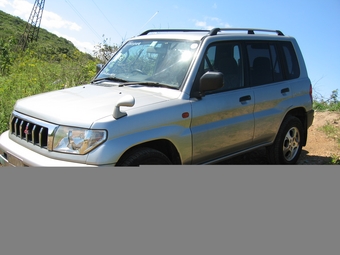 1998 Mitsubishi Pajero iO