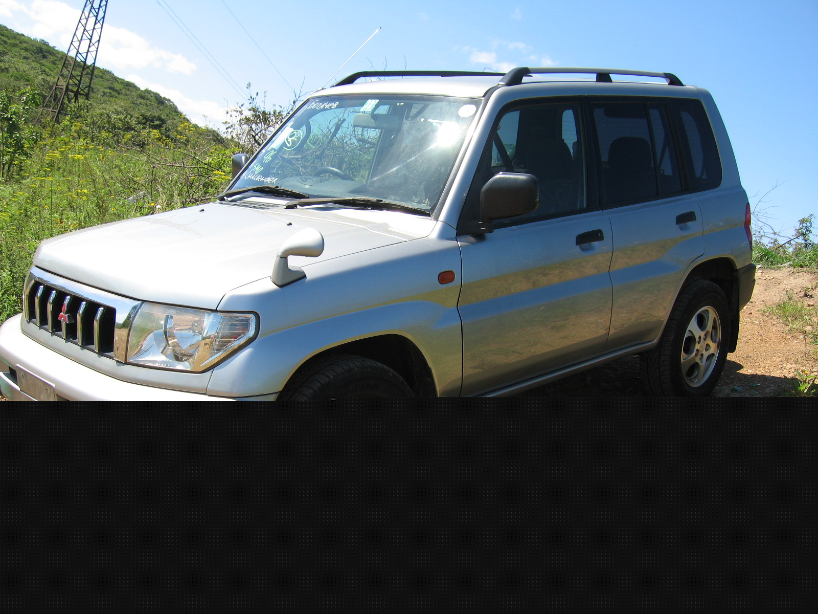 1998 Mitsubishi Pajero iO