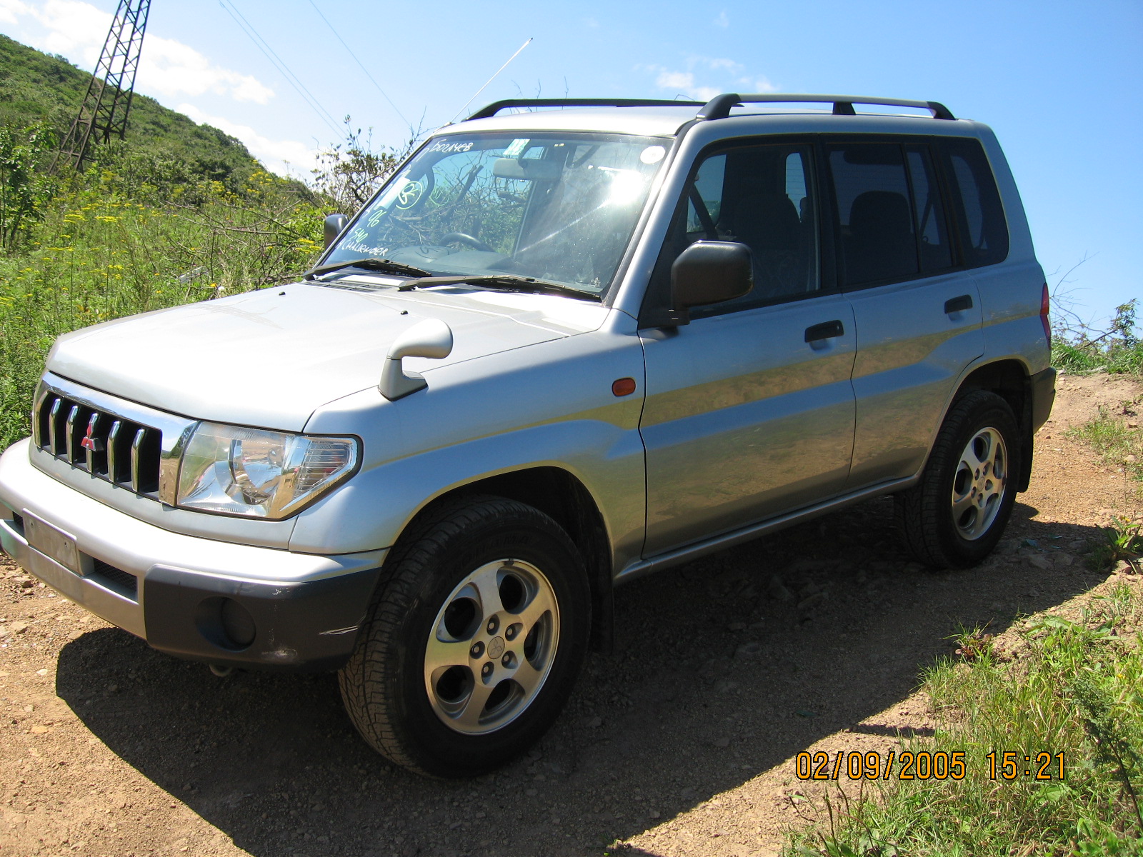 1998 Mitsubishi Pajero iO