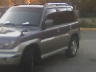 1998 Mitsubishi Pajero iO