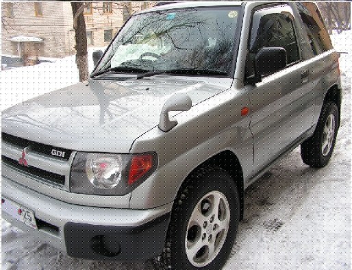 1998 Mitsubishi Pajero iO