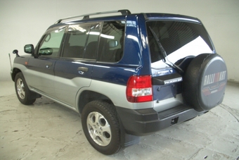 1998 Mitsubishi Pajero iO