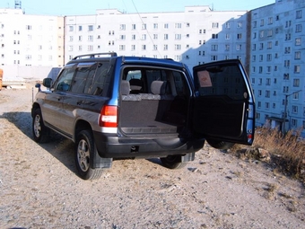 1998 Pajero iO