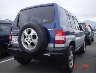 Mitsubishi Pajero iO