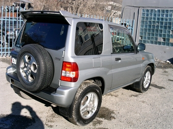 1998 Pajero iO