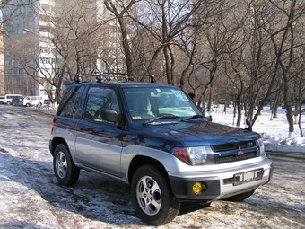 1998 Pajero iO