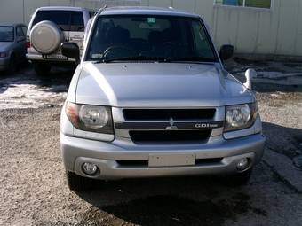 Mitsubishi Pajero iO