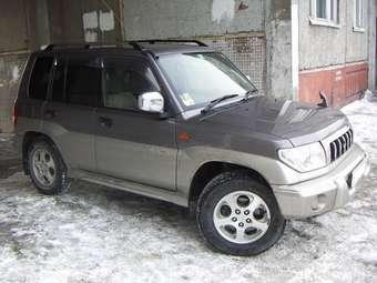 Mitsubishi Pajero iO