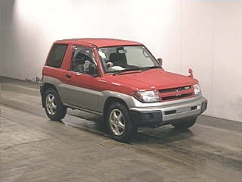 1998 Mitsubishi Pajero iO