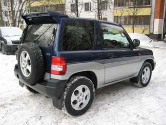 Mitsubishi Pajero iO