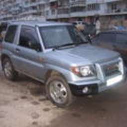 1998 Mitsubishi Pajero iO