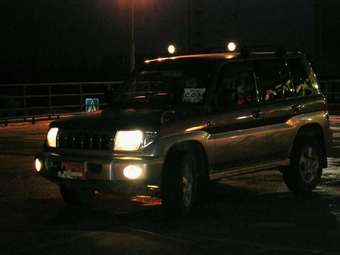 1998 Mitsubishi Pajero iO