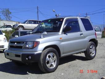 1998 Mitsubishi Pajero iO