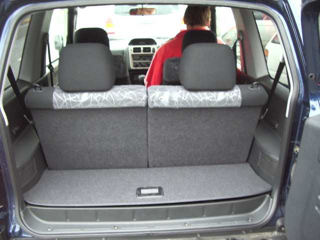 1998 Mitsubishi Pajero iO Pictures