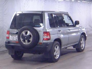 1998 Mitsubishi Pajero iO Pictures