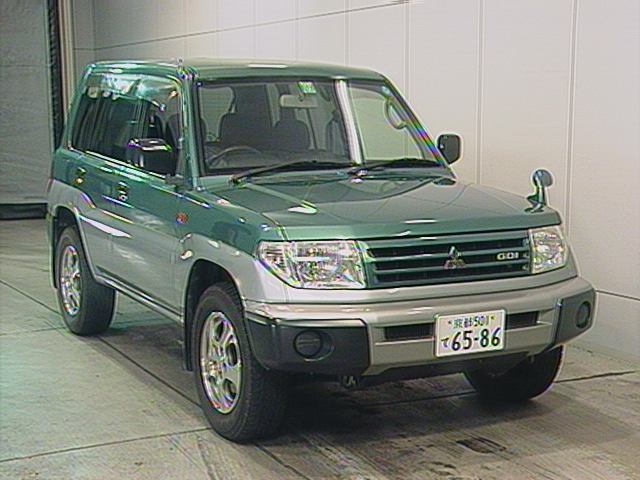 1998 Mitsubishi Pajero iO Photos
