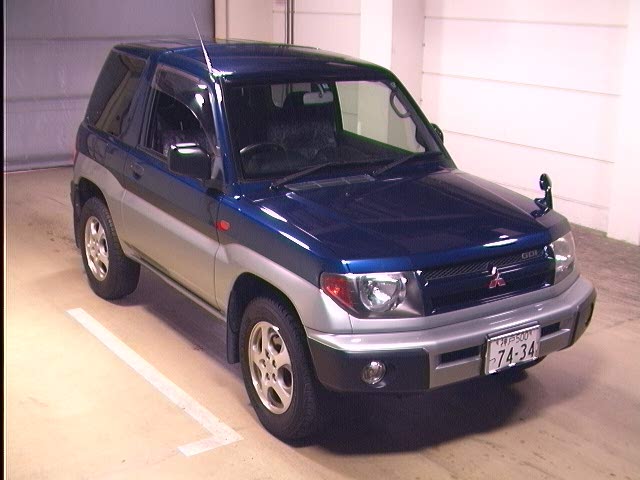 1998 Mitsubishi Pajero iO Images