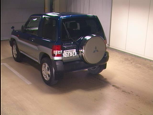 1998 Mitsubishi Pajero iO Pictures