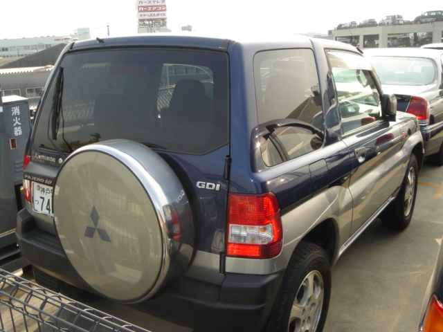 1998 Mitsubishi Pajero iO Photos