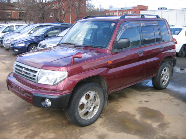 1998 Mitsubishi Pajero iO For Sale