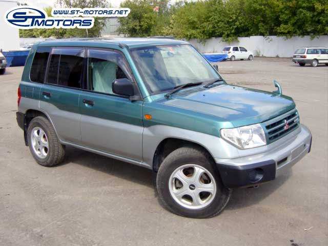 1998 Mitsubishi Pajero iO Photos