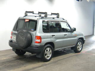 1998 Mitsubishi Pajero iO Pictures