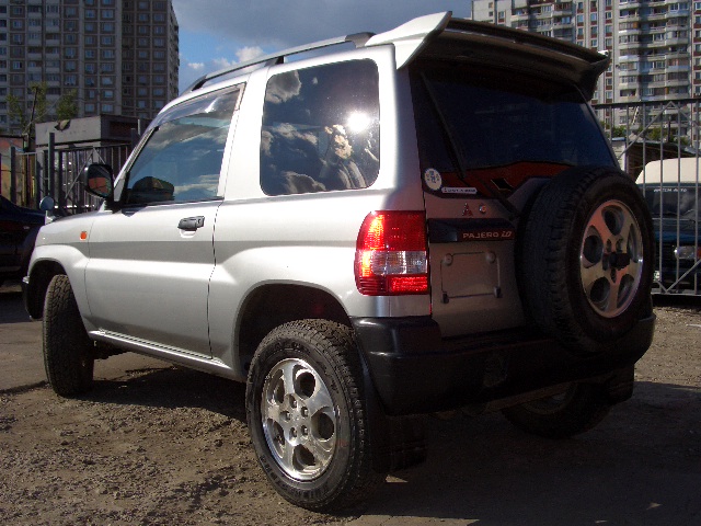 1998 Mitsubishi Pajero iO For Sale
