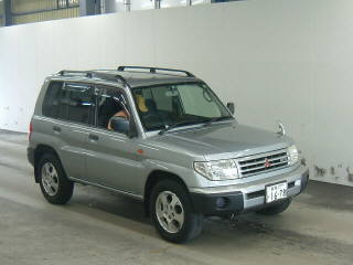 1998 Mitsubishi Pajero iO Pictures