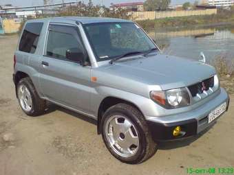 1998 Mitsubishi Pajero iO For Sale