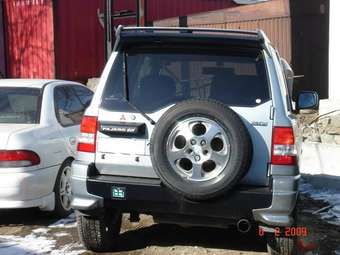 1998 Mitsubishi Pajero iO Images