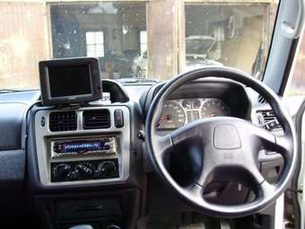 1998 Mitsubishi Pajero iO Photos