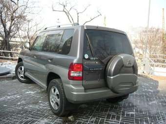 1998 Mitsubishi Pajero iO Pictures