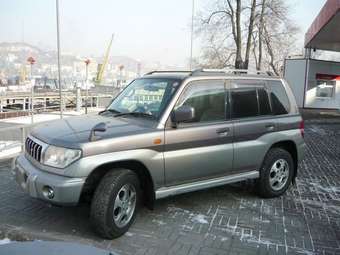 1998 Mitsubishi Pajero iO Photos