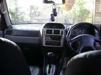 1998 Mitsubishi Pajero iO Pictures