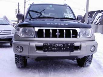 1998 Mitsubishi Pajero iO Pictures